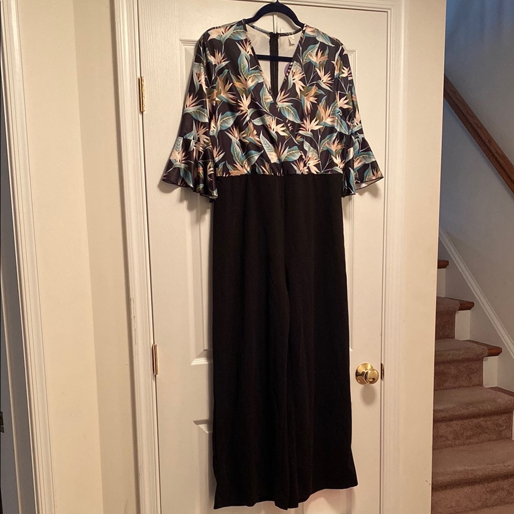 Sweaty Rocks Floral Jumpsuit…size XL